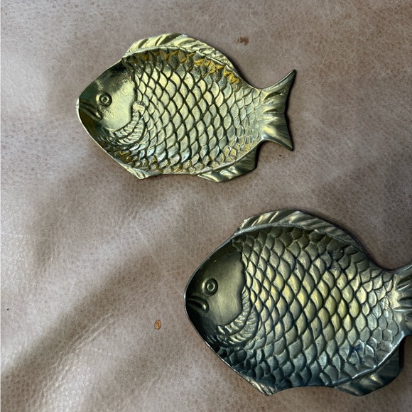 Two Vintage Hampton Brass Fish Dishes Made In India - Picture 3 of 7